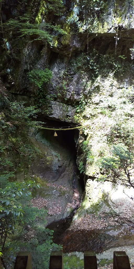 龍穴神社　奥社