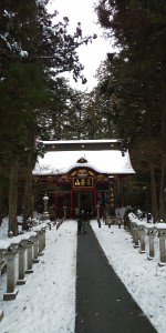 三峯神社の門